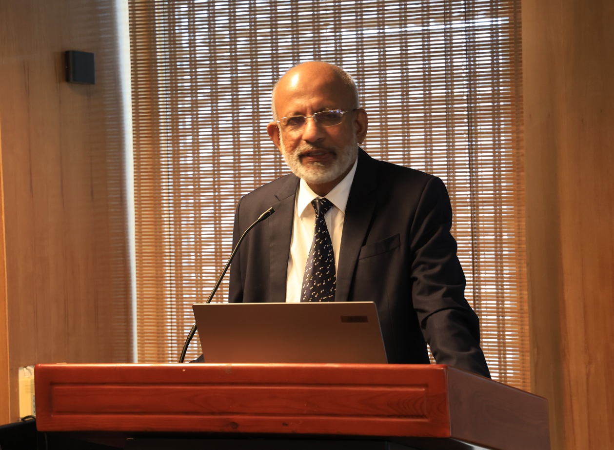 The Chairman of the SEC, Senior Prof. D.B.P.H. Dissabandara